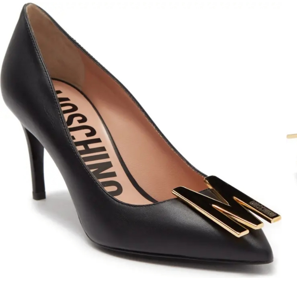 NIB MOSCHINO Logo Leather Pumps
